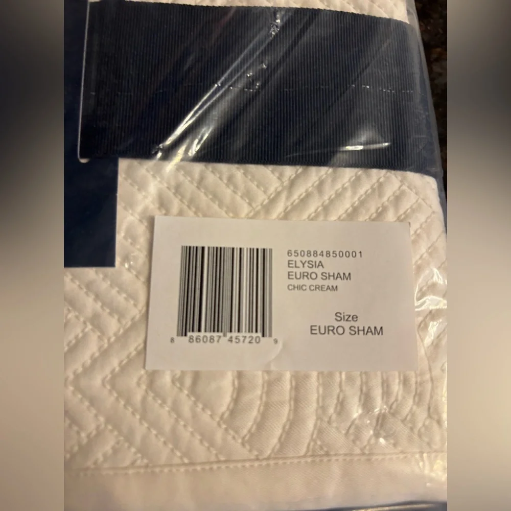 New Ralph Lauren Park Row Elysia Euro Sham in Chic Cream 26 x 26 Cotton Luxury